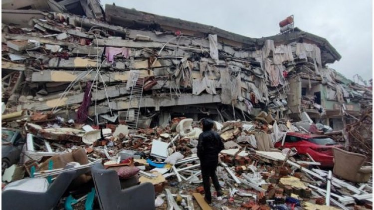 ¿Por qué han sido tan mortíferos los terremotos en Turquía y Siria?