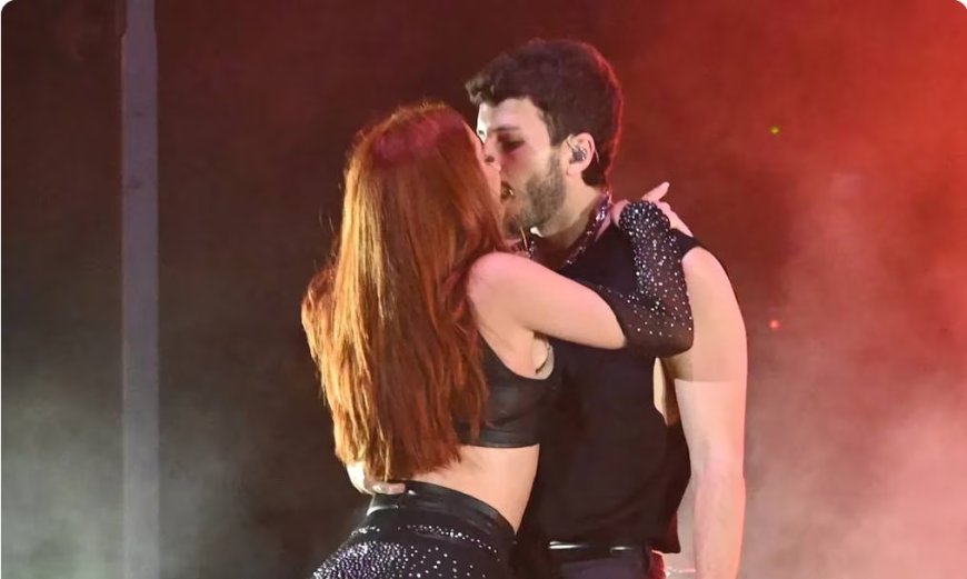 ¿Quién es la mujer a la que Sebastián Yatra besó en su concierto?
