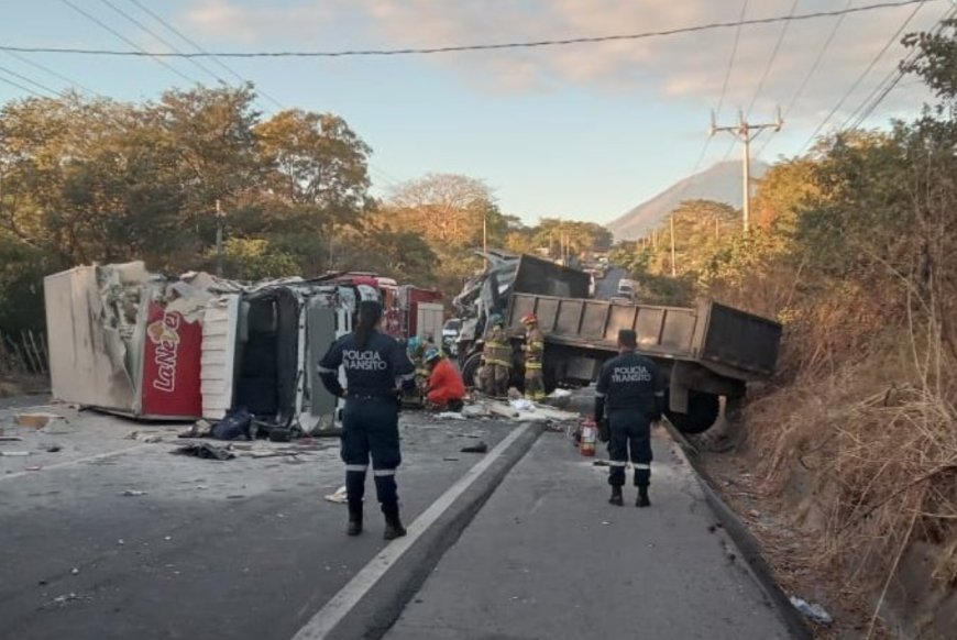 Aparatoso accidente en San Miguel deja un muerto y 2 heridos