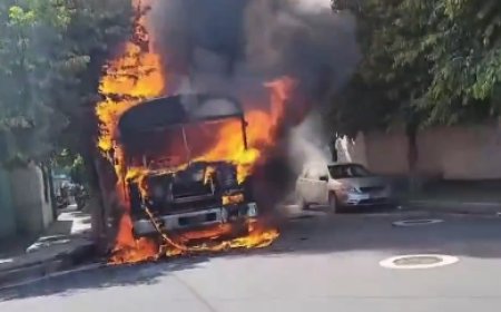 Un bus se incendió en el barrio San Jacinto