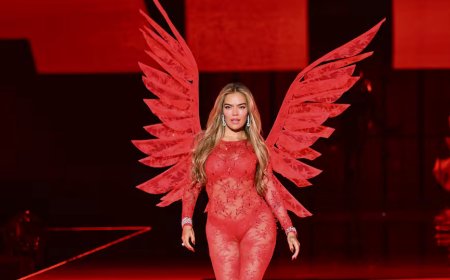 Karol G deslumbra en el Victoria’s Secret Fashion Show 2025 con energía latina