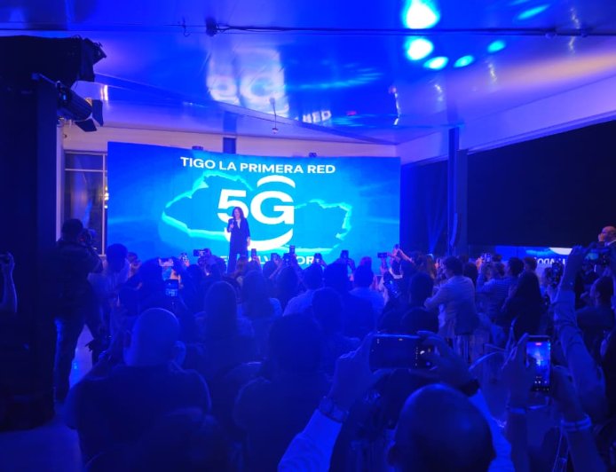 Tigo hace historia: El Salvador enciende su primera red 5G