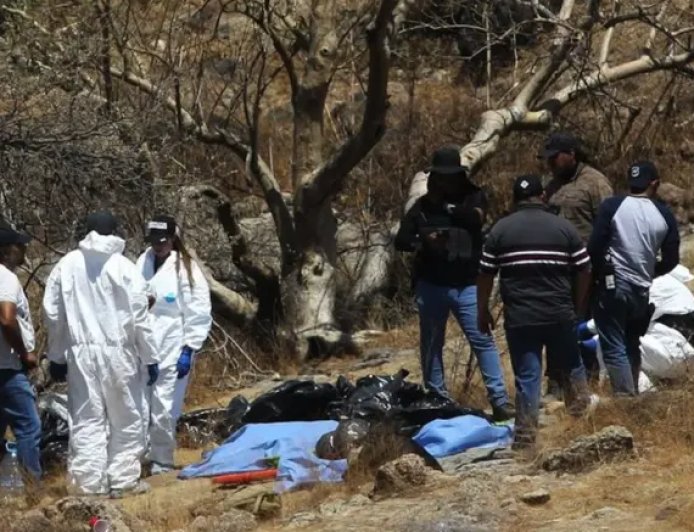 México: Hallan 456 bolsas con restos humanos cerca del estadio mundialista