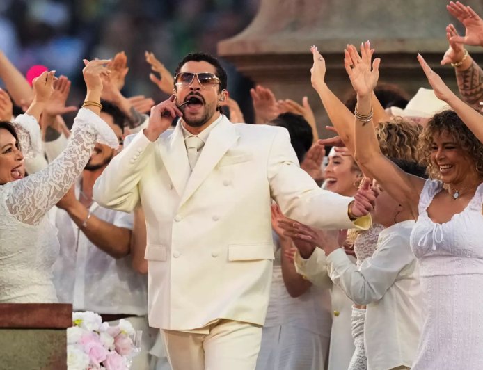 Bad Bunny ilumina el Super Bowl 2026 con un show de medio tiempo histórico