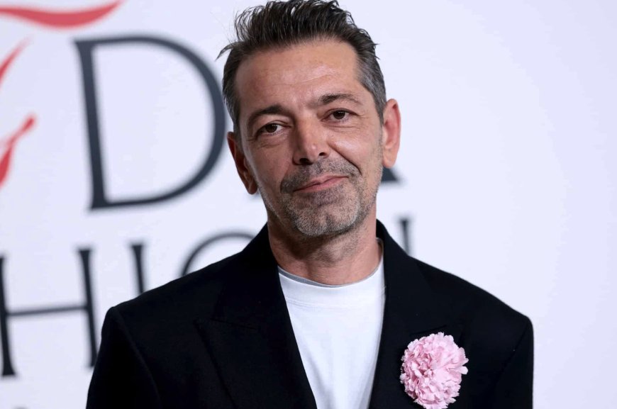 Pieter Mulier fue nombrado director artístico por Versace