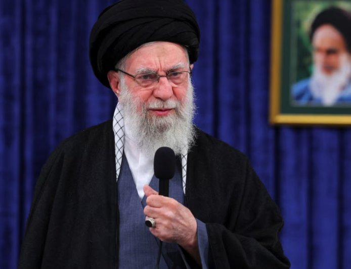 Crisis en Irán: muerte del Líder Supremo, protestas masivas y escalada regional