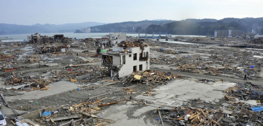 Japón en alerta tras fuerte terremoto de magnitud 7,7 y riesgo de nuevos sismos