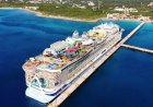 Acciones de Royal Caribbean caen tras polémica ambiental por proyecto “Perfect Day” en Mahahual
