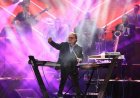 Marito Rivera celebra su trayectoria con un emotivo homenaje en el Teatro Presidente