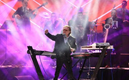 Marito Rivera celebra su trayectoria con un emotivo homenaje en el Teatro Presidente