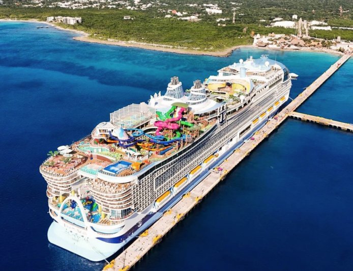 Acciones de Royal Caribbean caen tras polémica ambiental por proyecto “Perfect Day” en Mahahual