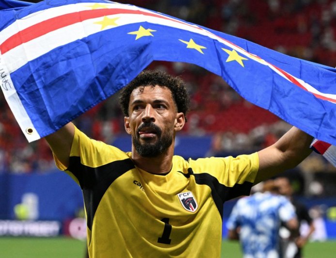 Vozinha, el arquero de 40 años que frustró el debut de España en el Mundial 2026