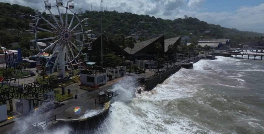 Tormenta Tropical Cristina golpea El Salvador: evacuaciones, daños en la costa y alerta por lluvias intensas