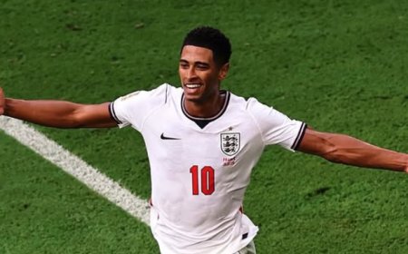 Jude Bellingham hace historia: rompe el récord goleador de Inglaterra en un solo Mundial