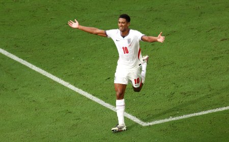 Jude Bellingham hace historia: rompe el récord goleador de Inglaterra en un solo Mundial