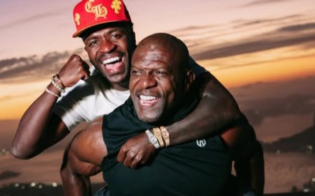 Vinícius Jr. sorprende con nuevo look durante visita al Cristo Redentor junto a Terry Crews