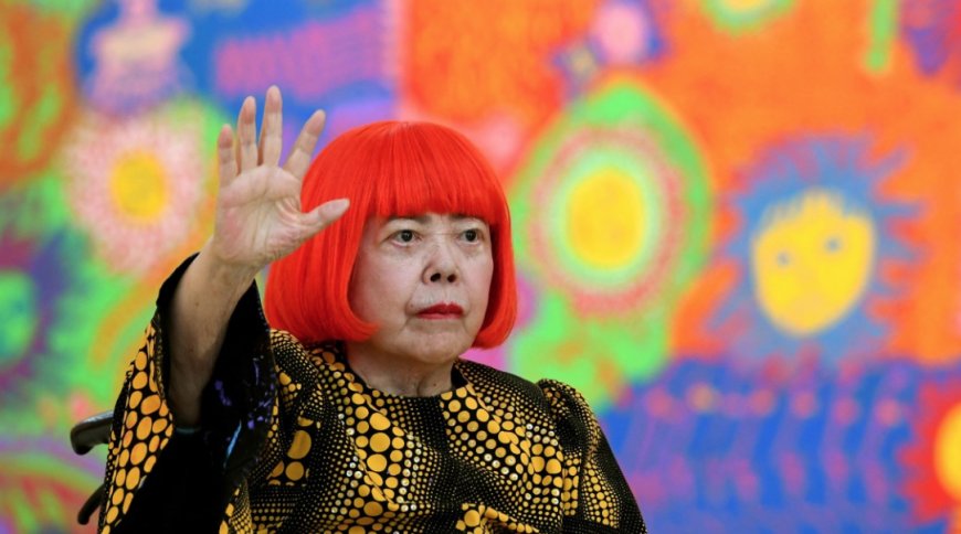 Muere a los 97 años Yayoi Kusama, la artista que convirtió los lunares en arte universal