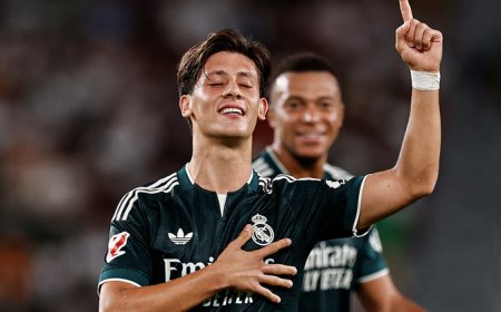 Real Madrid vence al Elche en el último suspiro y sigue en la pelea por el liderato