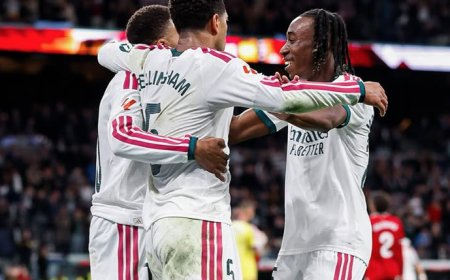 Real Madrid vence al Sevilla con una exhibición ofensiva y se prepara para el Clásico