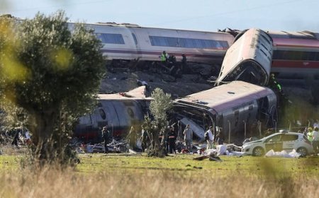 Tragedia ferroviaria en Toledo: choque de trenes deja al menos 64 muertos en España